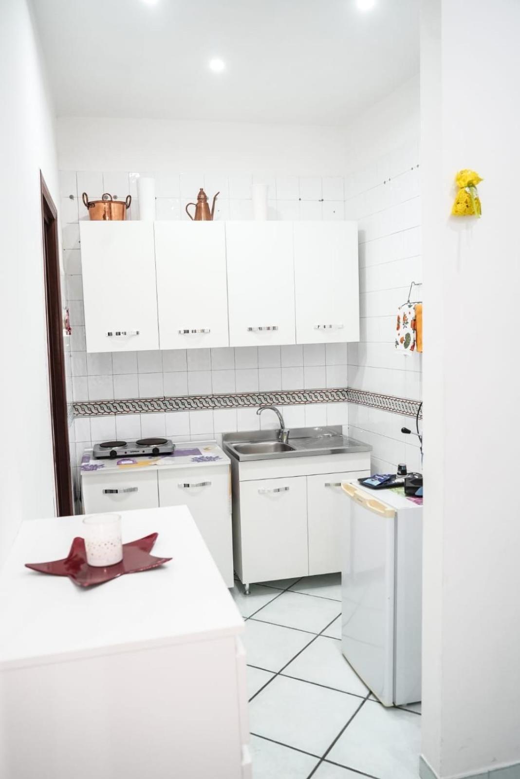 Casa Vacanza La Spagnola เนเปิลส์ ภายนอก รูปภาพ